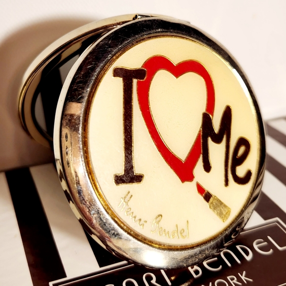 Henri bendel "I Love Me" compact mirror - Picture 1 of 4